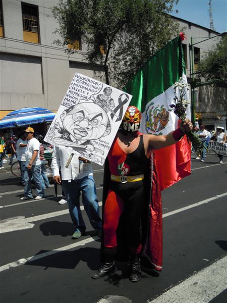 MarchaPazMex271(Medium).jpg