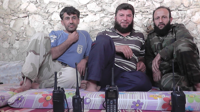 Alcuni degli osservatori di Kafranbel (Foto di Omar al Hussein) Alcuni degli osservatori di Kafranbel (Foto di Omar al Hussein)